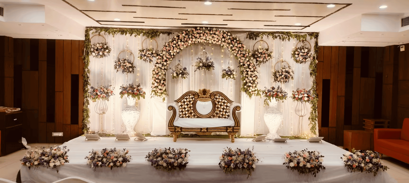 Mid-Tier Premium Convention Center